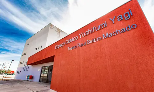 Teatro Raul Belém Machado